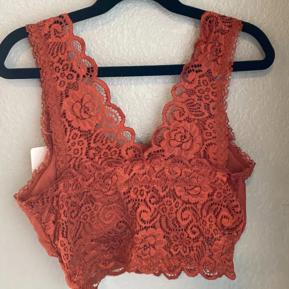 Padded Lace Bralette - Picture 2 of 2